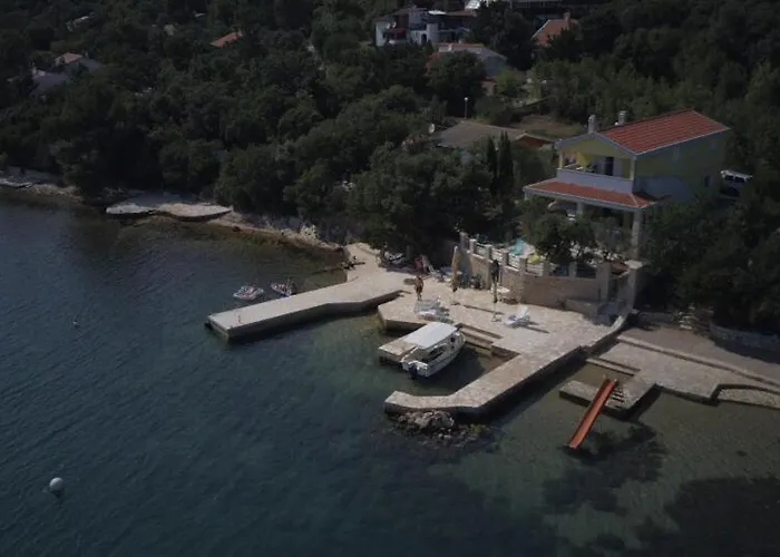 Semesterbostad Beachfront Live