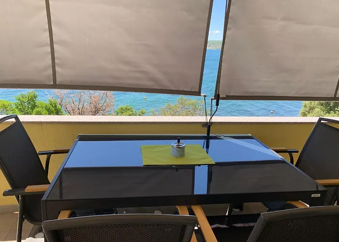 Semesterbostad Beachfront Live *