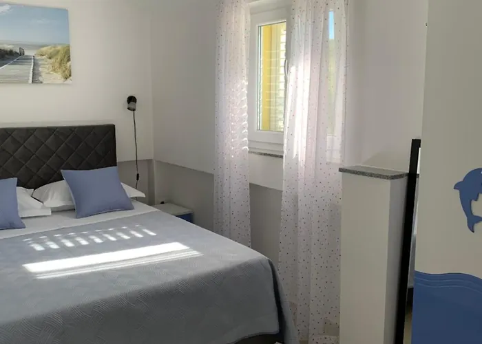 Beachfront Live Semesterbostad Posedarje