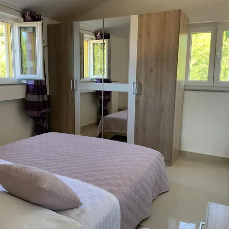 Live Holiday home