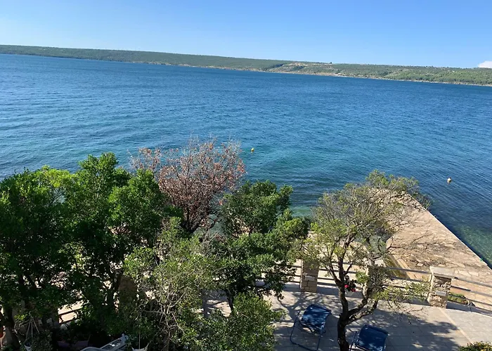 Nyaraló Beachfront Live Posedarje